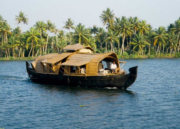 04 Night 05 days Kerala LTC Packages